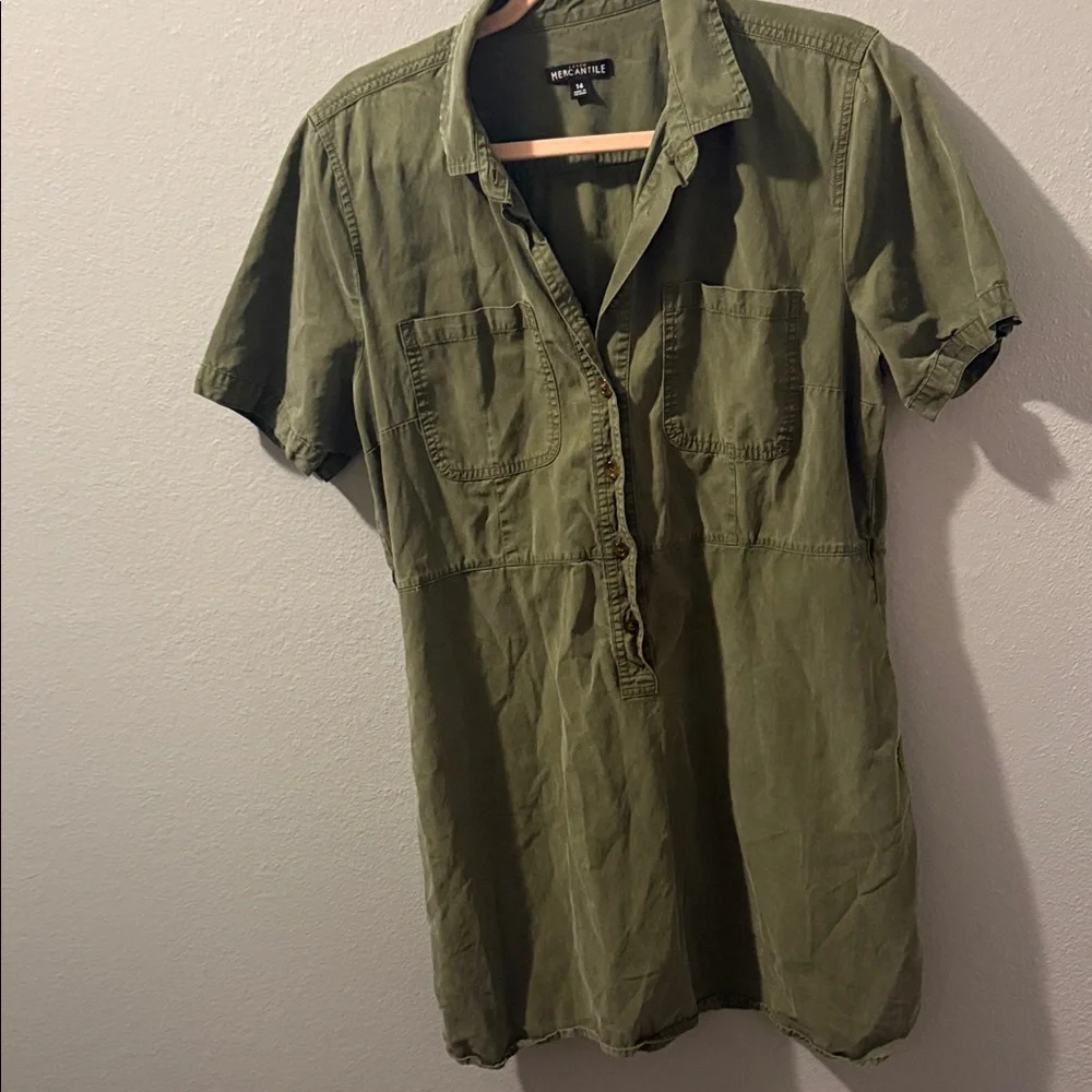 J.crew MERCANTILE size 14 Olive Casual Button Down Shirt